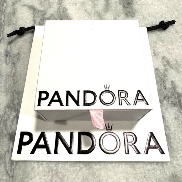 Pandora Moments Encircled Clasp Bangle - Picture 7 of 7